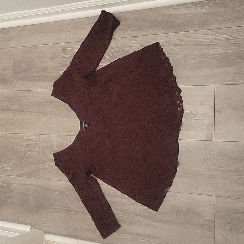 AMERICAN EAGLE OUTFITTERS Maroon Lace open neck Top Size XS/TP